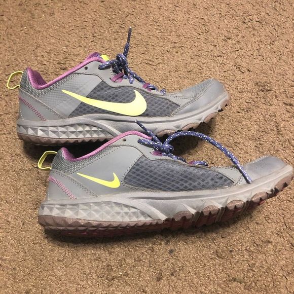Nike Womens Wild Trail Running Hiking Shoes 643074-010 Gray Purple Yellow Size 8 - Picture 1 of 4